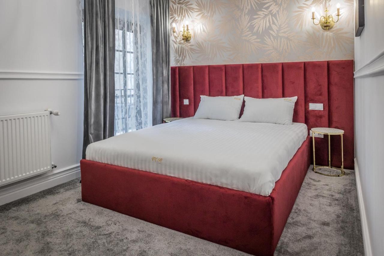 Hotel Vila Central Boutique Satu Mare Buitenkant foto